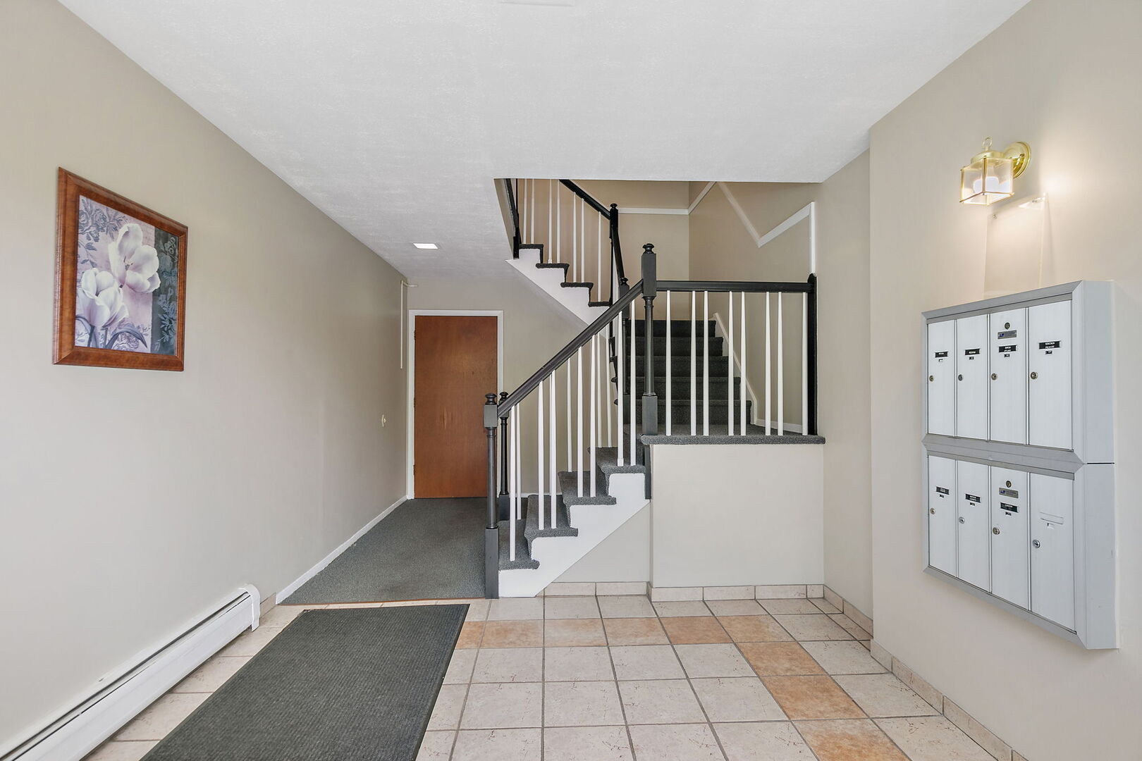 2620 N Windsor Drive Unit: 204