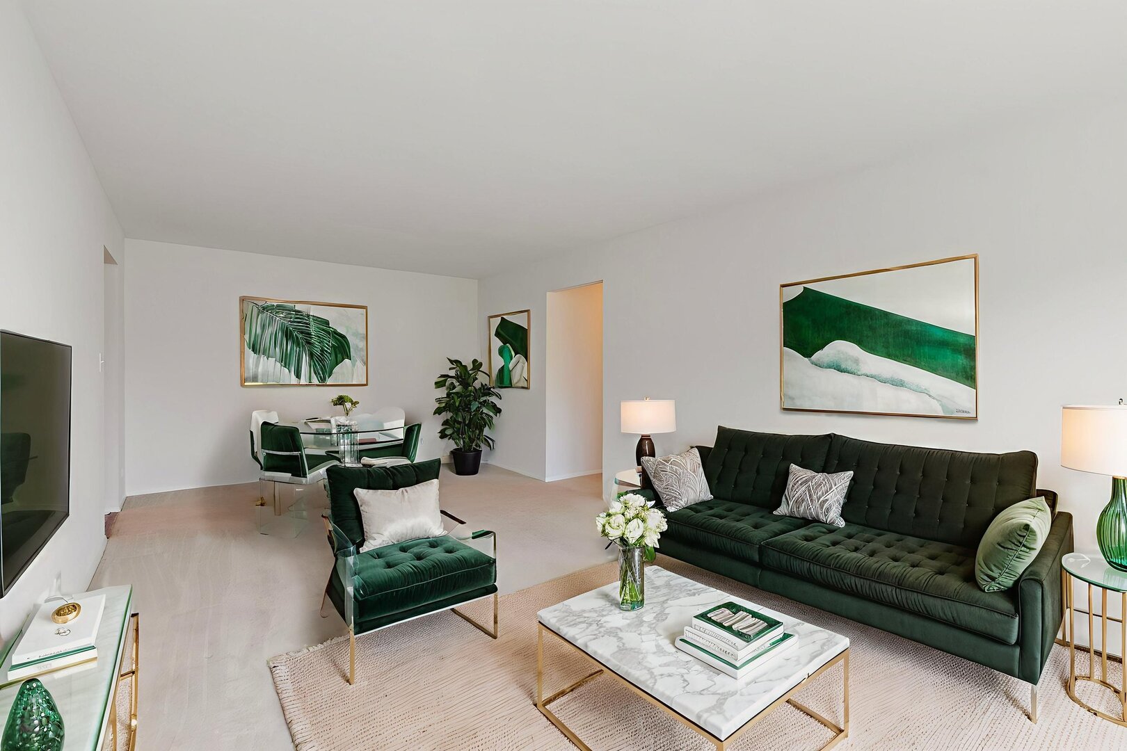 2620 N Windsor Drive Unit: 204