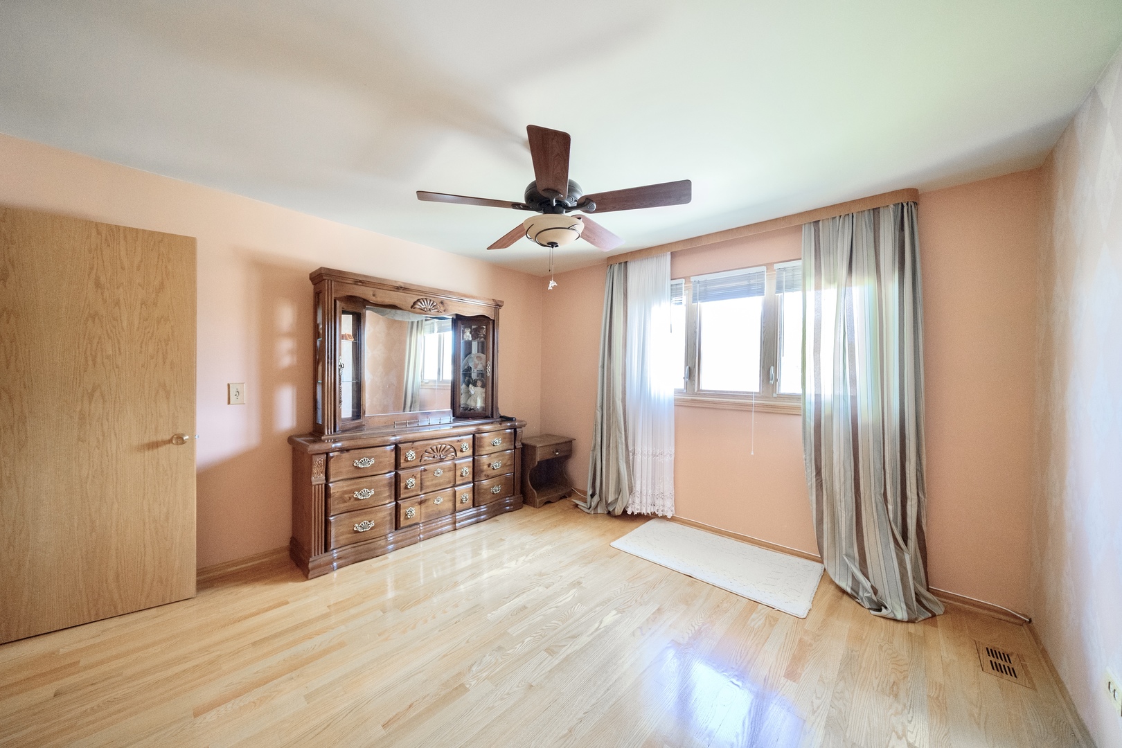 6730 W Berenice Avenue