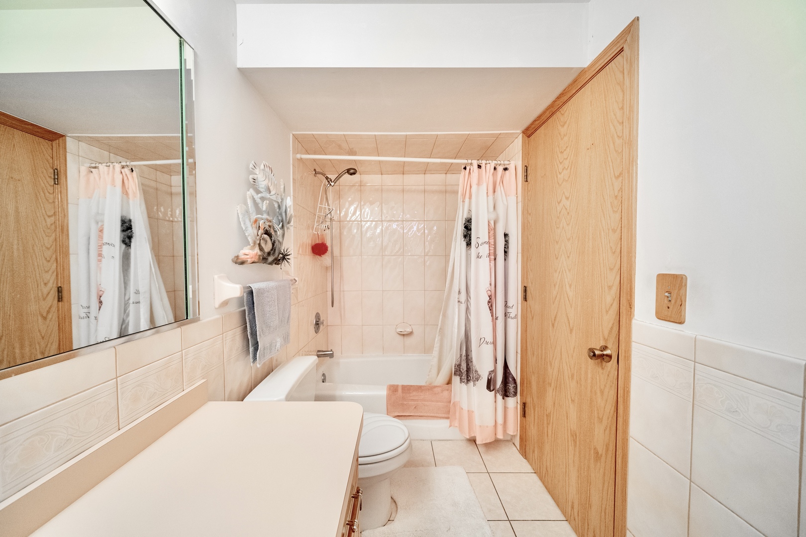 6730 W Berenice Avenue