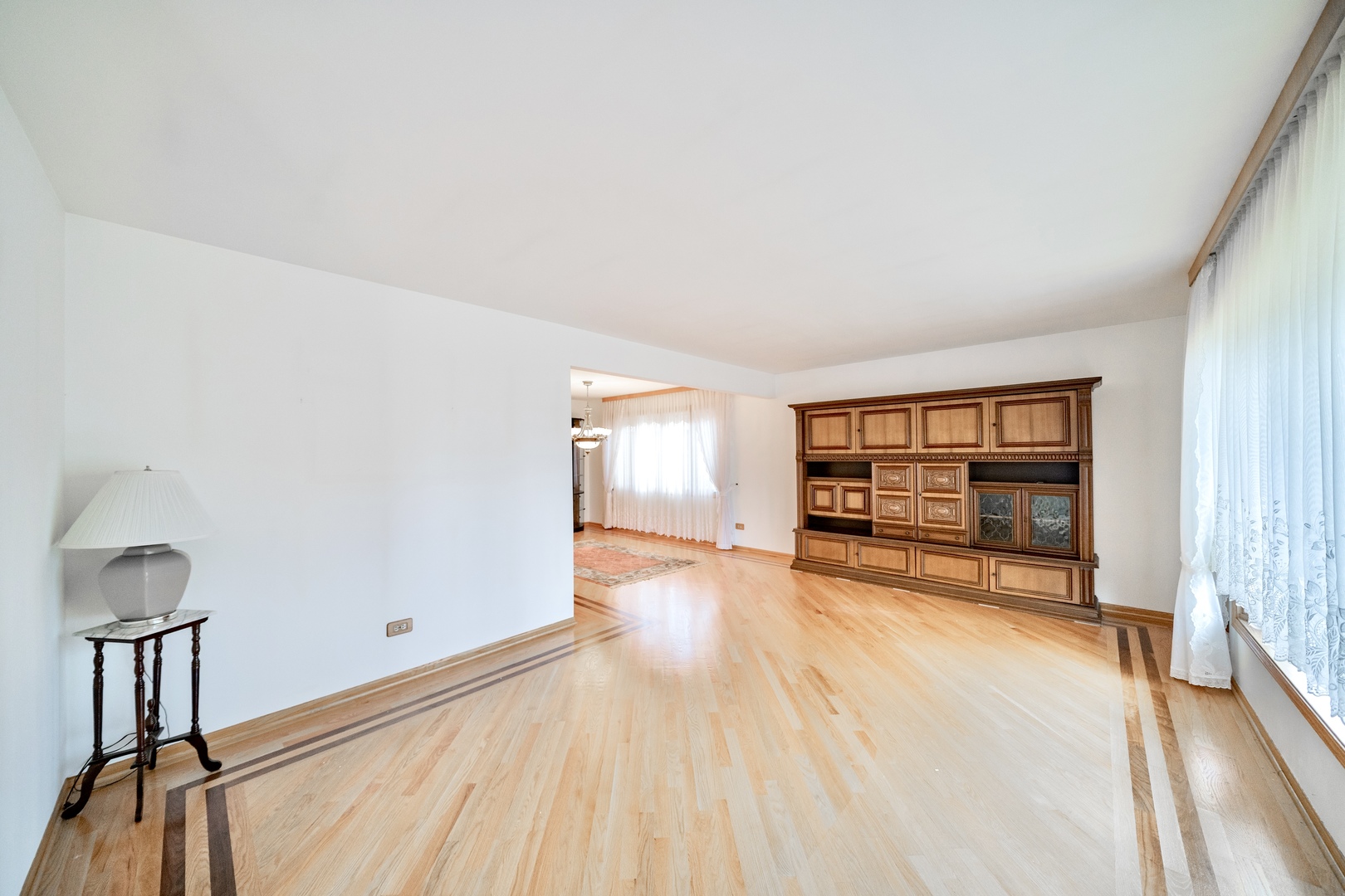 6730 W Berenice Avenue