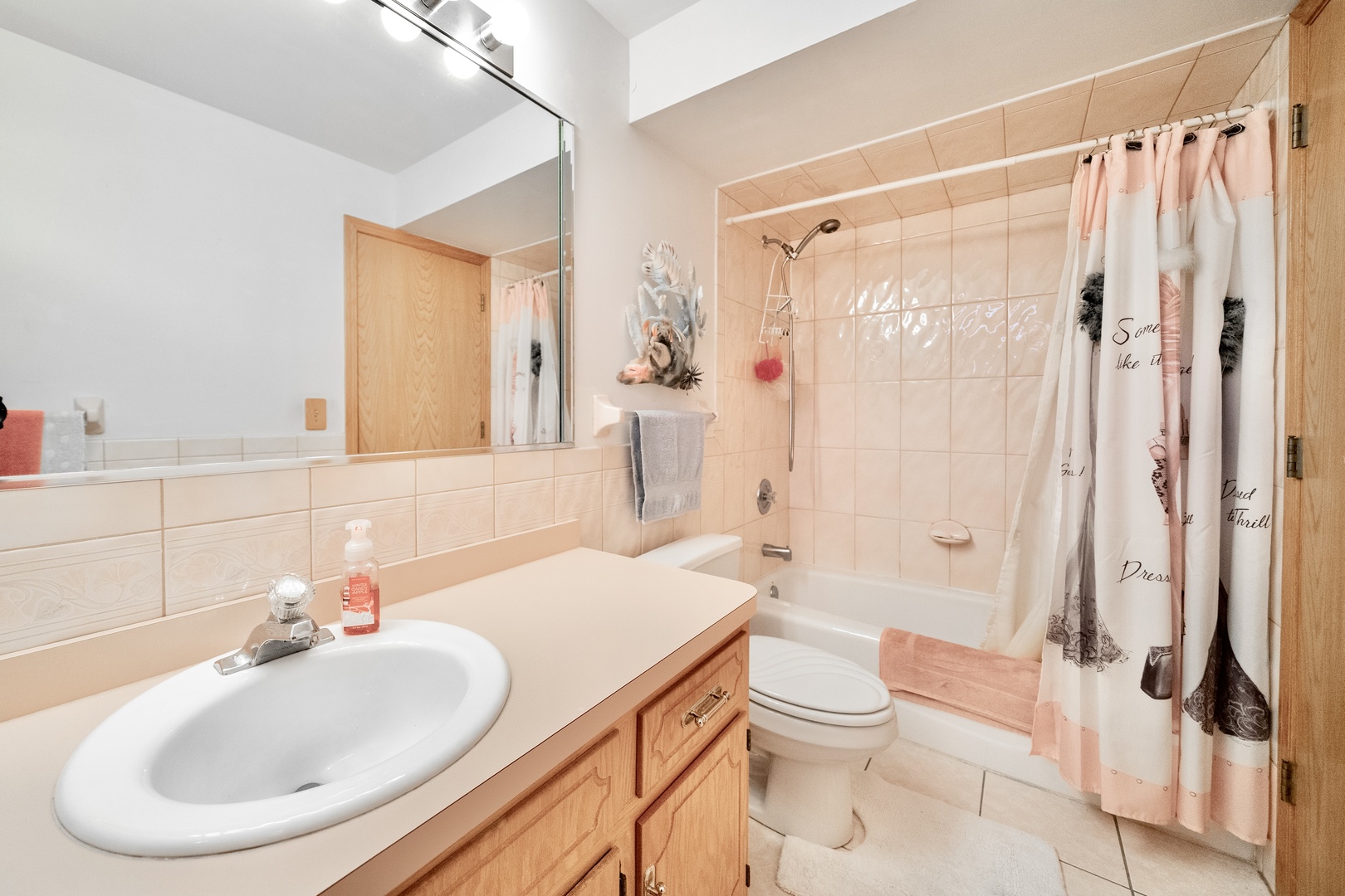 6730 W Berenice Avenue