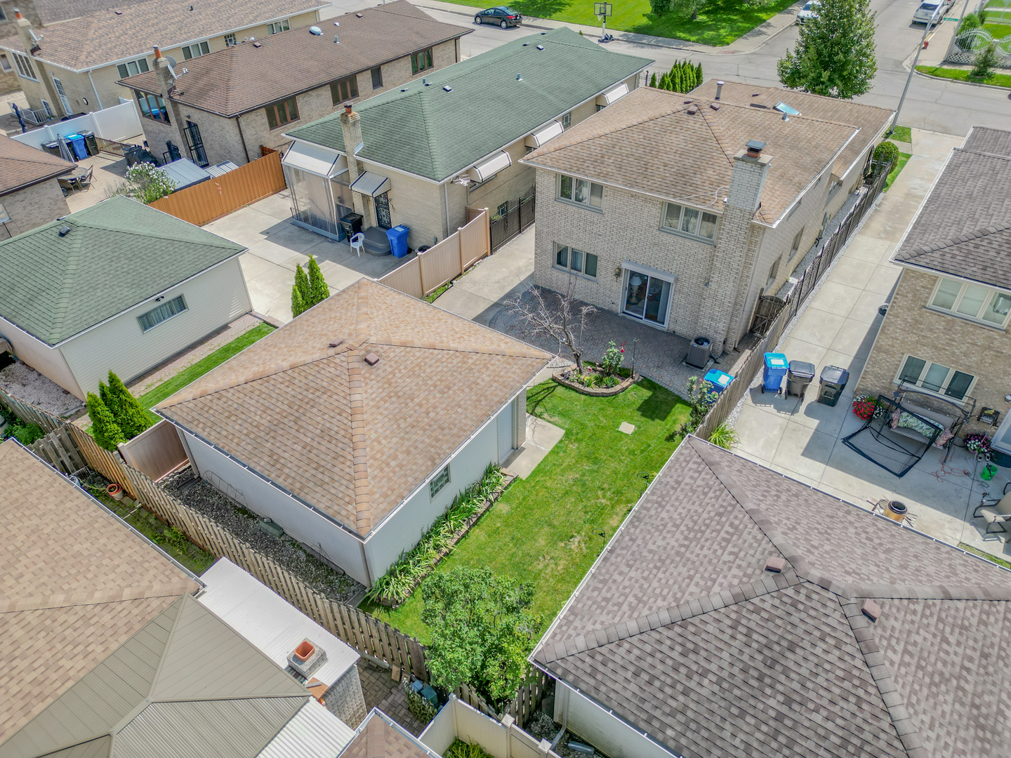 6730 W Berenice Avenue