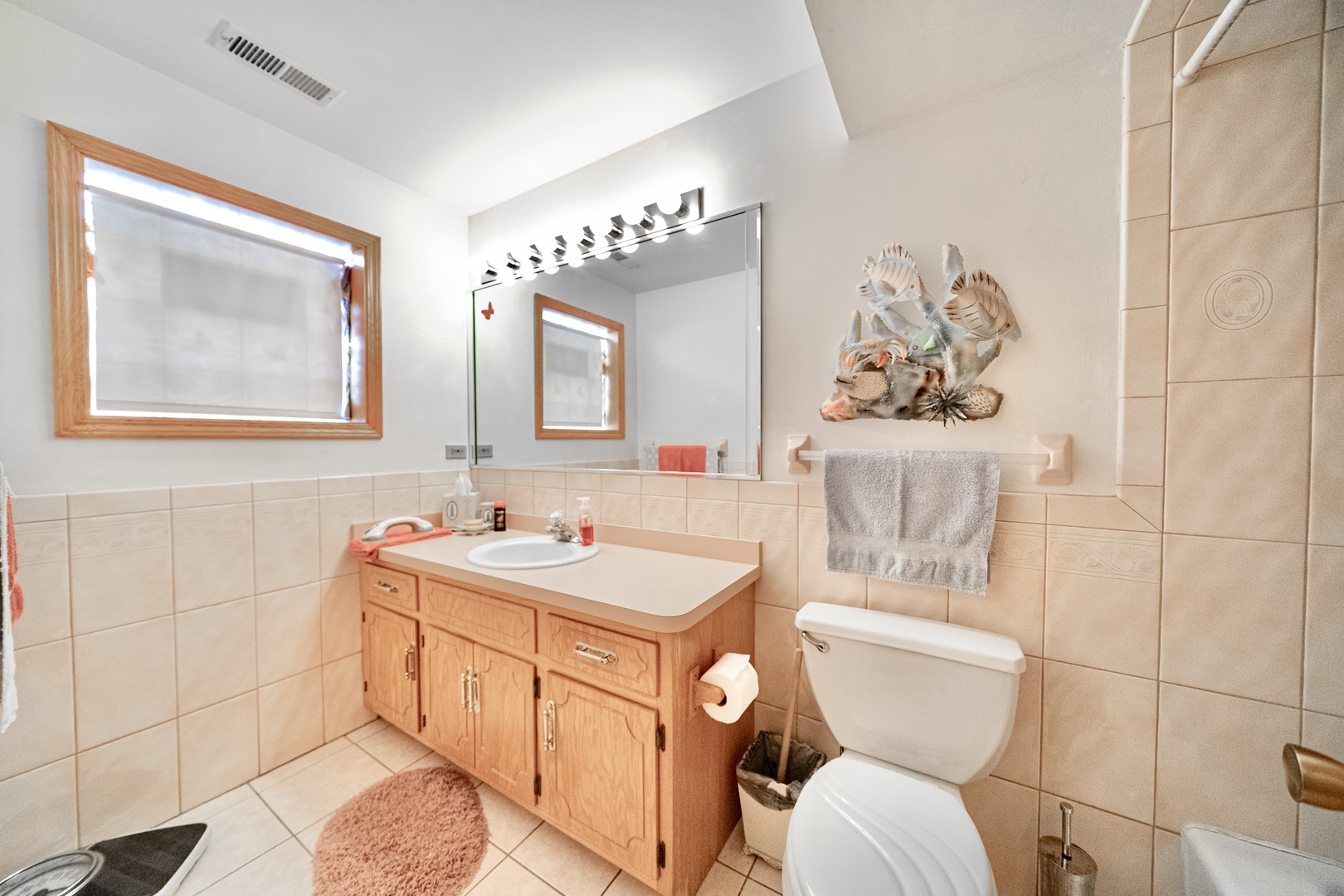 6730 W Berenice Avenue