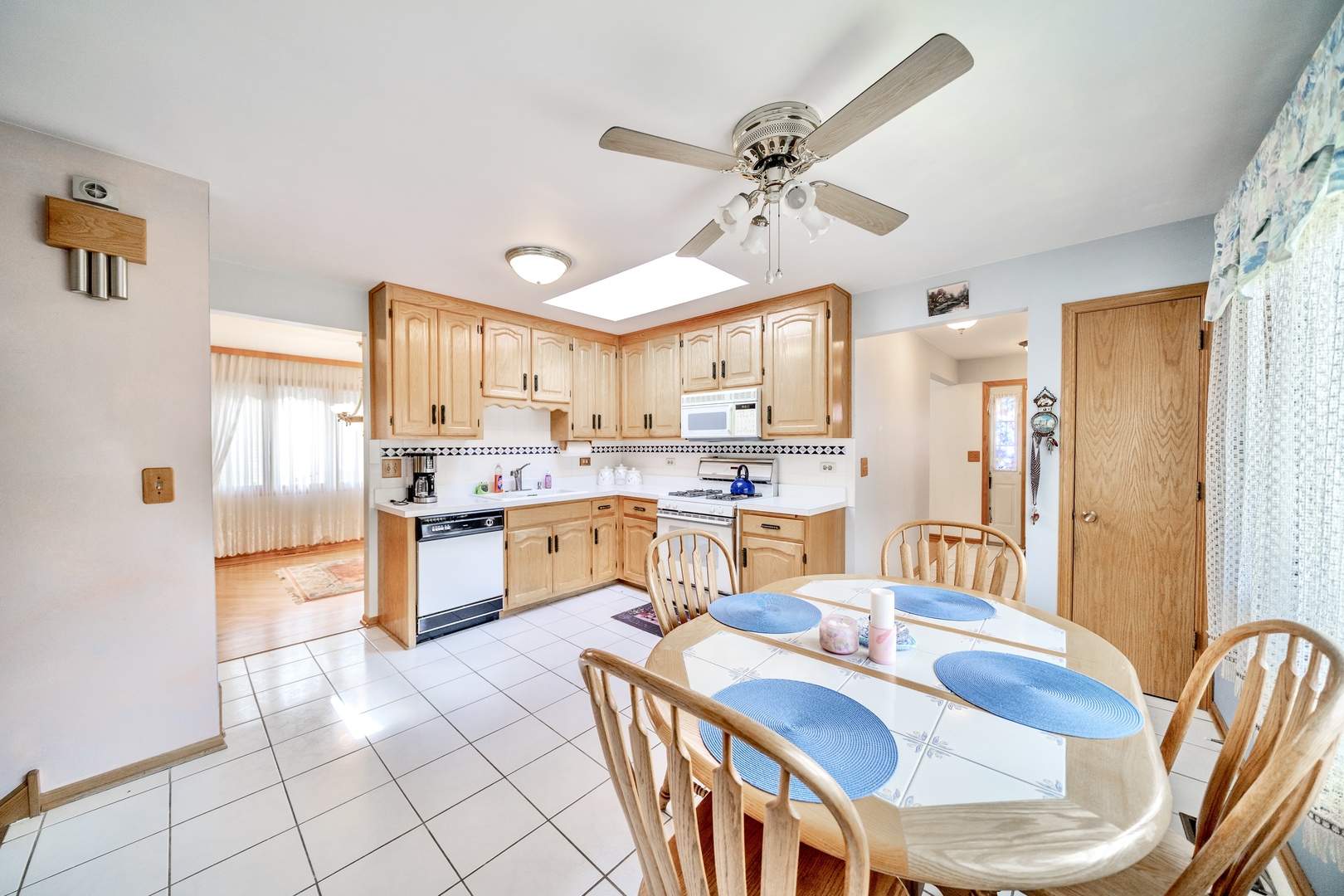 6730 W Berenice Avenue