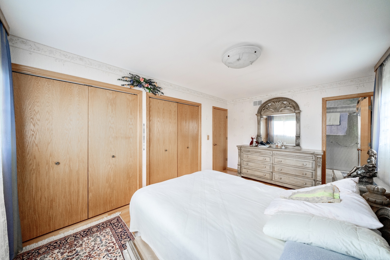 6730 W Berenice Avenue