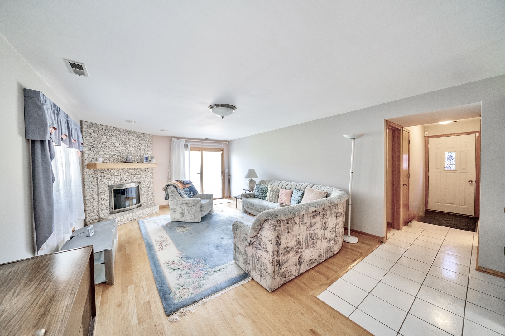 6730 W Berenice Avenue