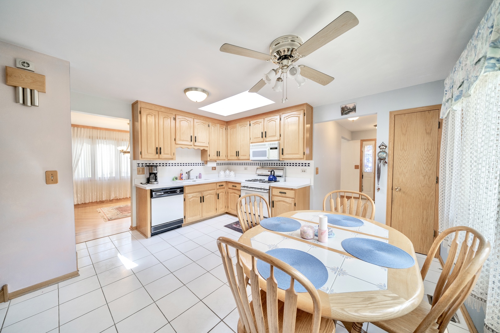 6730 W Berenice Avenue