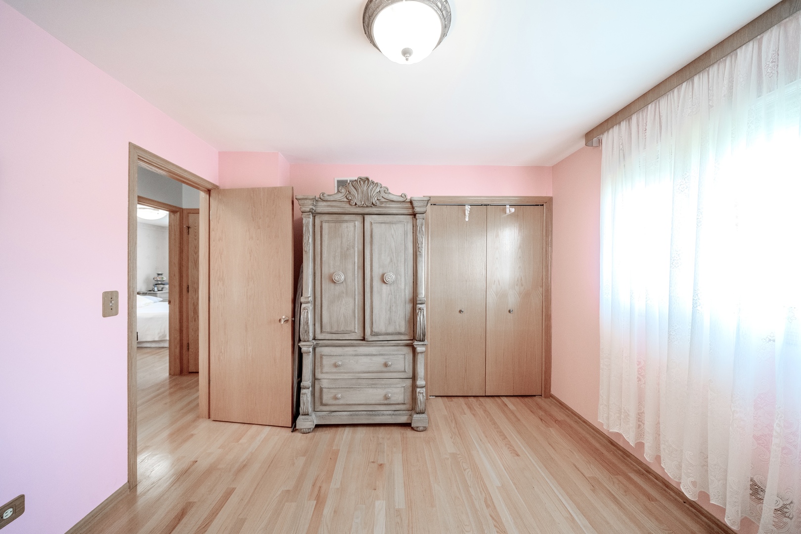 6730 W Berenice Avenue