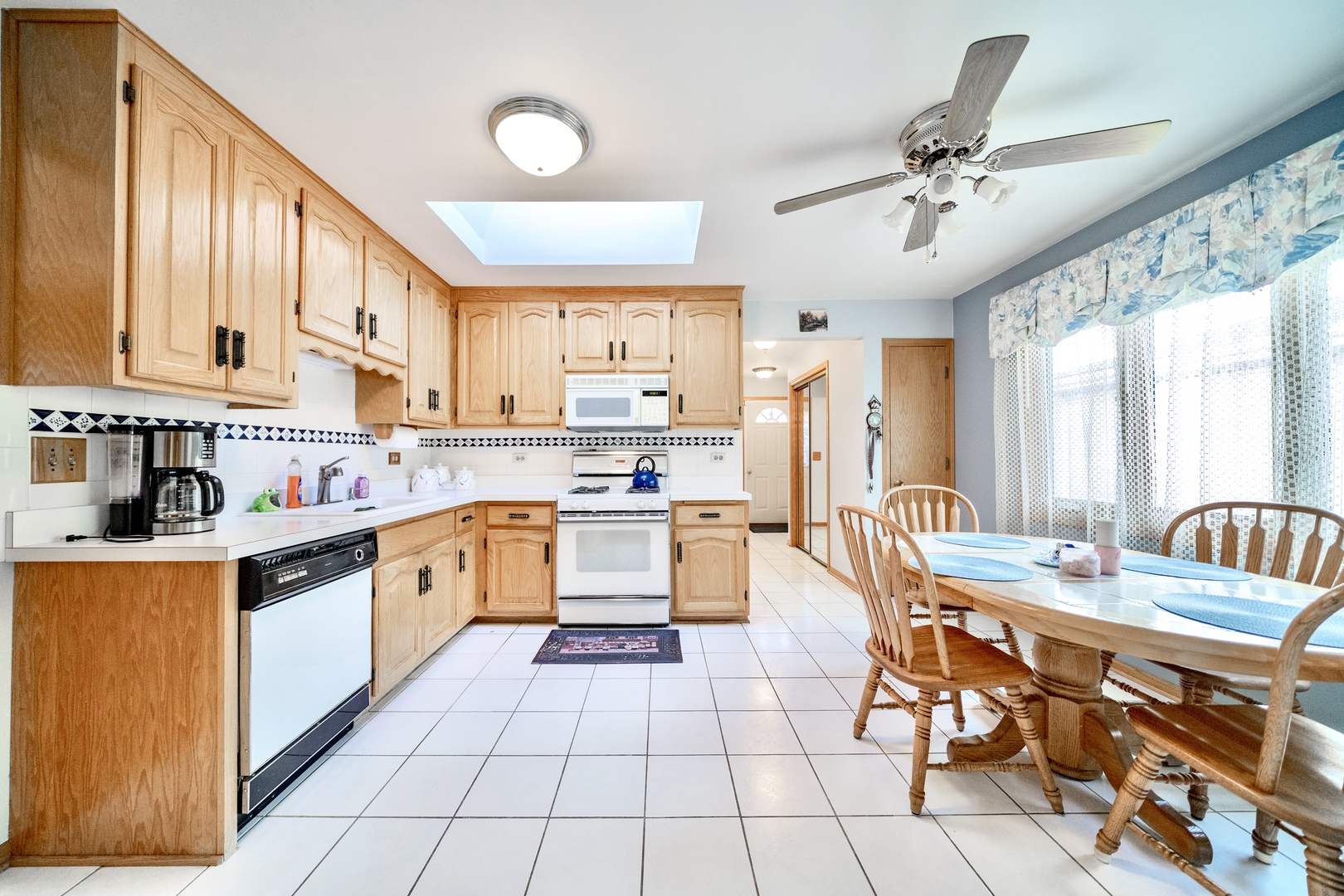 6730 W Berenice Avenue