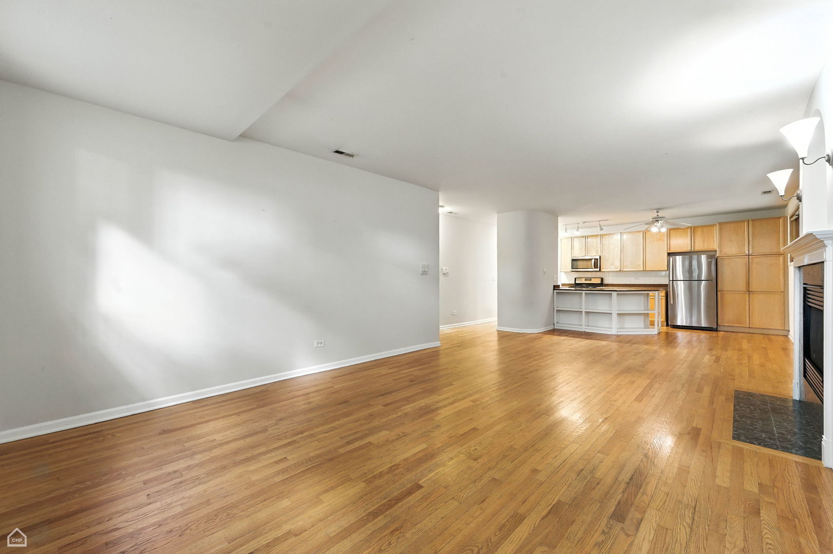 1535 N Wicker Park Avenue Unit: GE