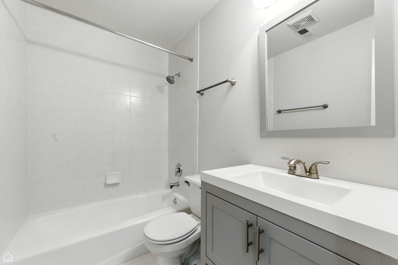 1535 N Wicker Park Avenue Unit: GE