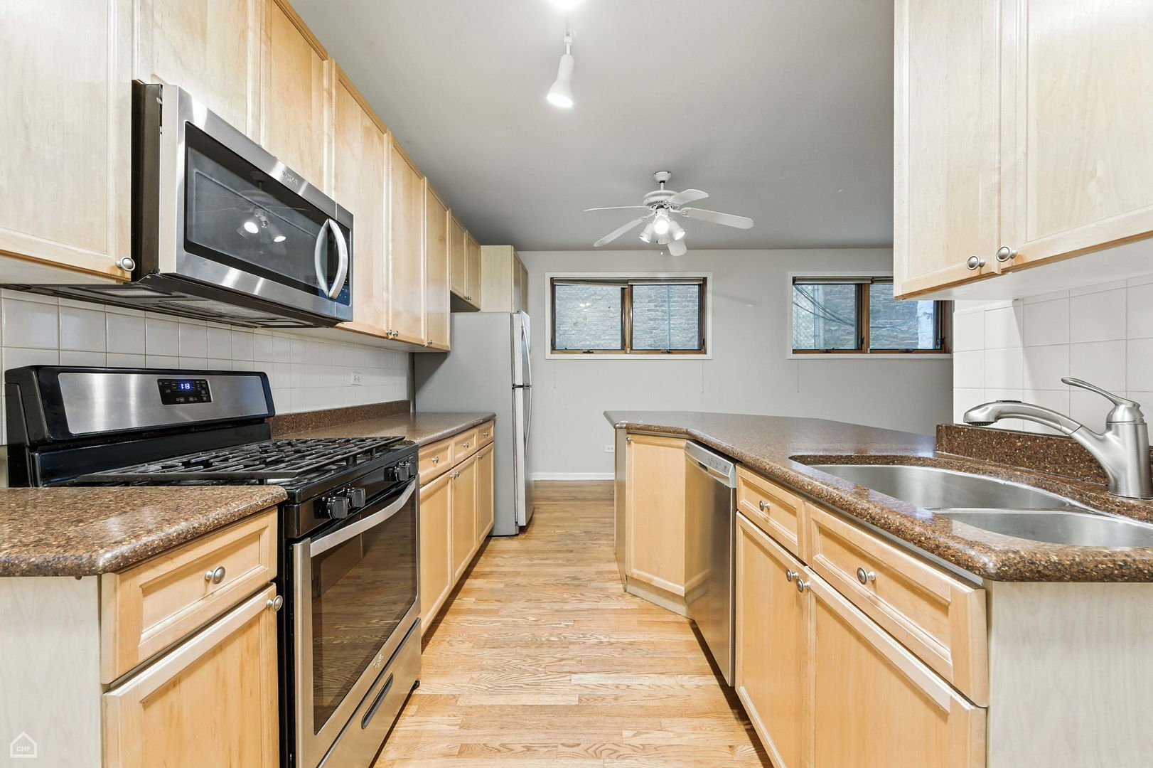 1535 N Wicker Park Avenue Unit: GE