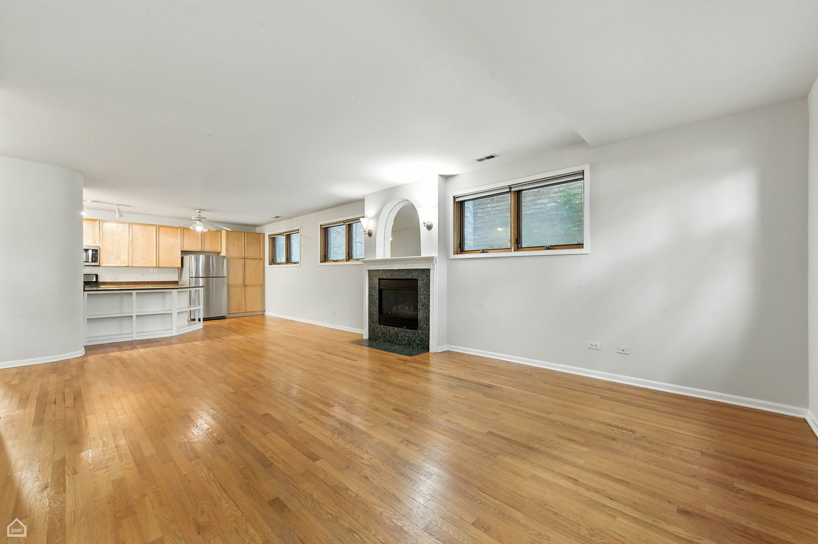 1535 N Wicker Park Avenue Unit: GE