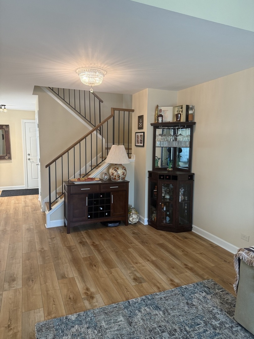 1304 DERBY Lane Unit: 1304