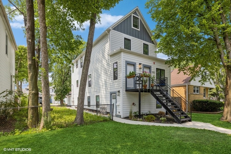 1113 S Taylor Avenue Unit: 1