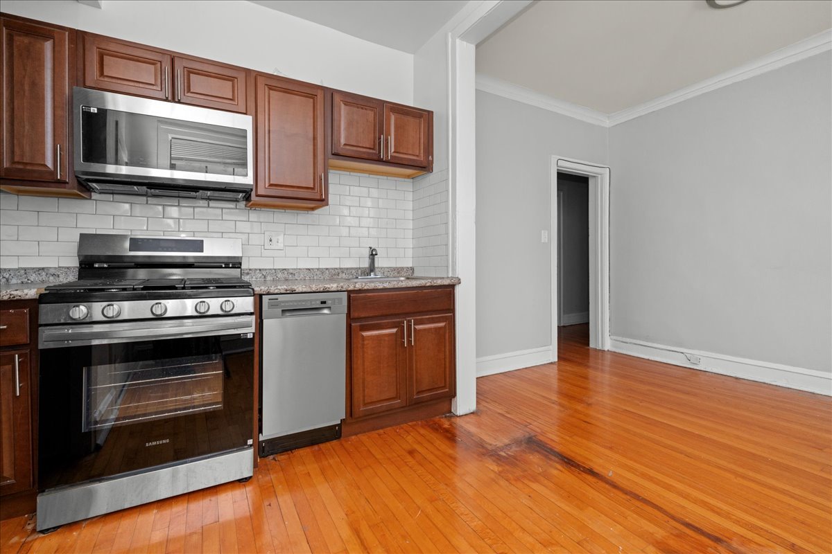 2348 W Addison Street Unit: D2