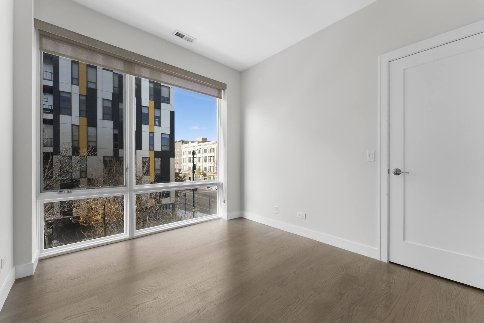 1555 N Talman Avenue Unit: 3F