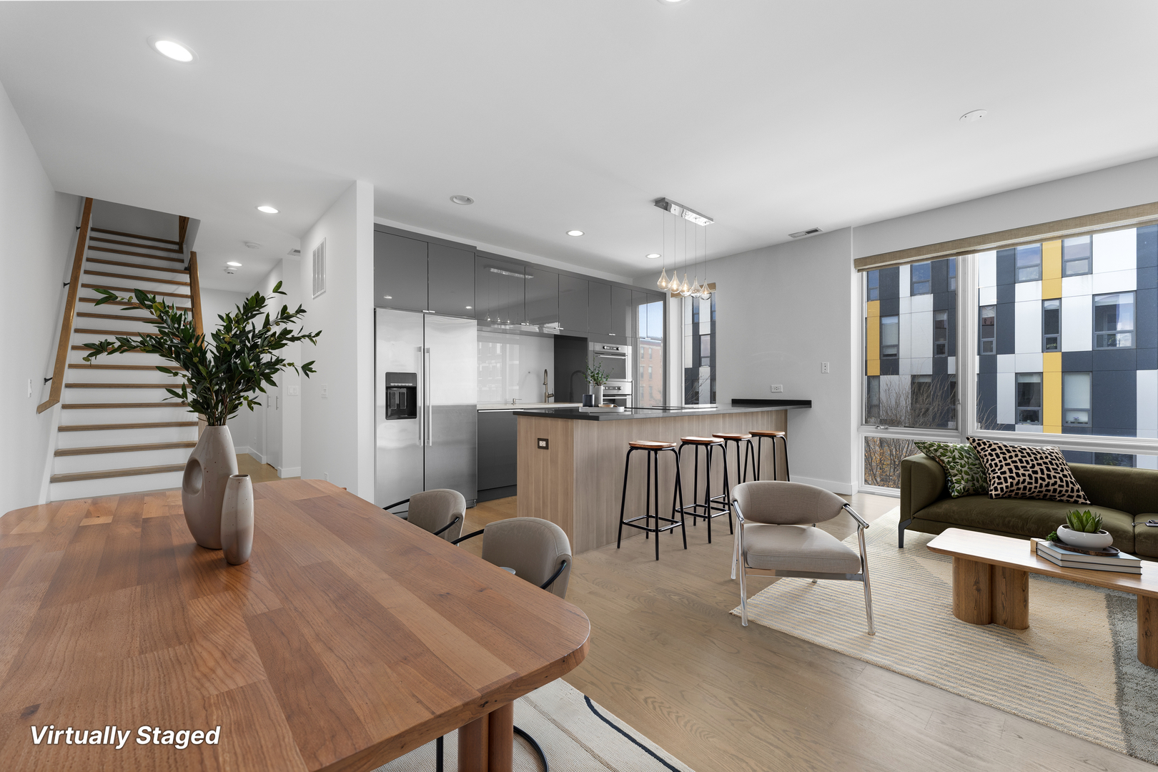 1555 N Talman Avenue Unit: 3F