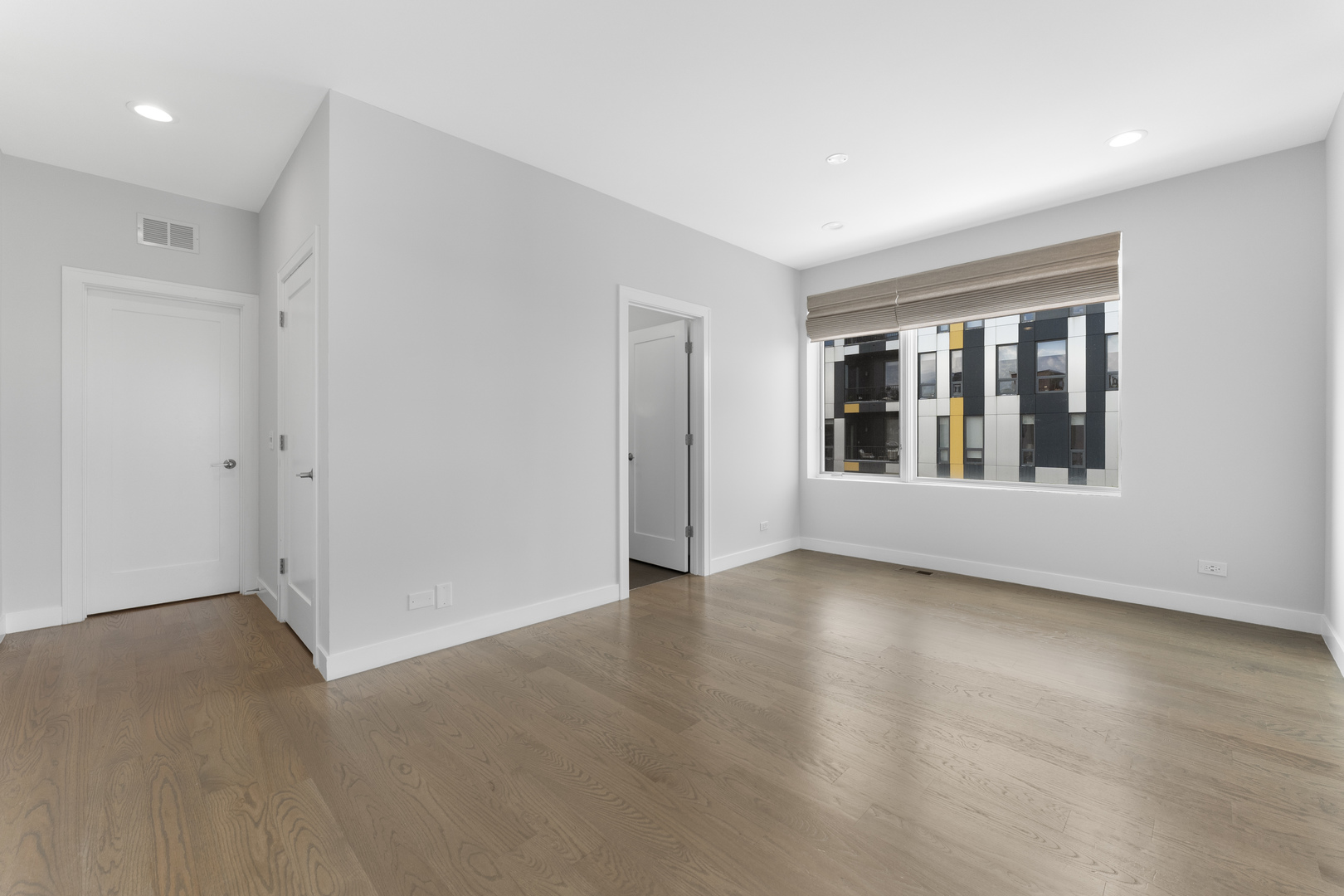 1555 N Talman Avenue Unit: 3F