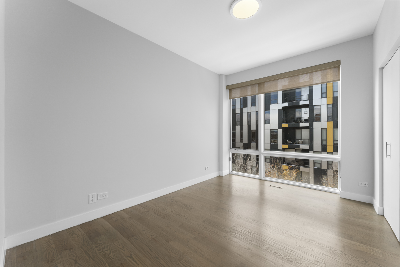 1555 N Talman Avenue Unit: 3F