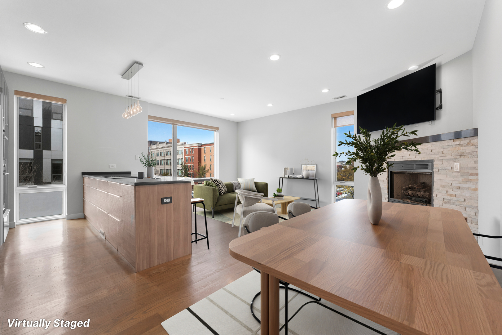 1555 N Talman Avenue Unit: 3F