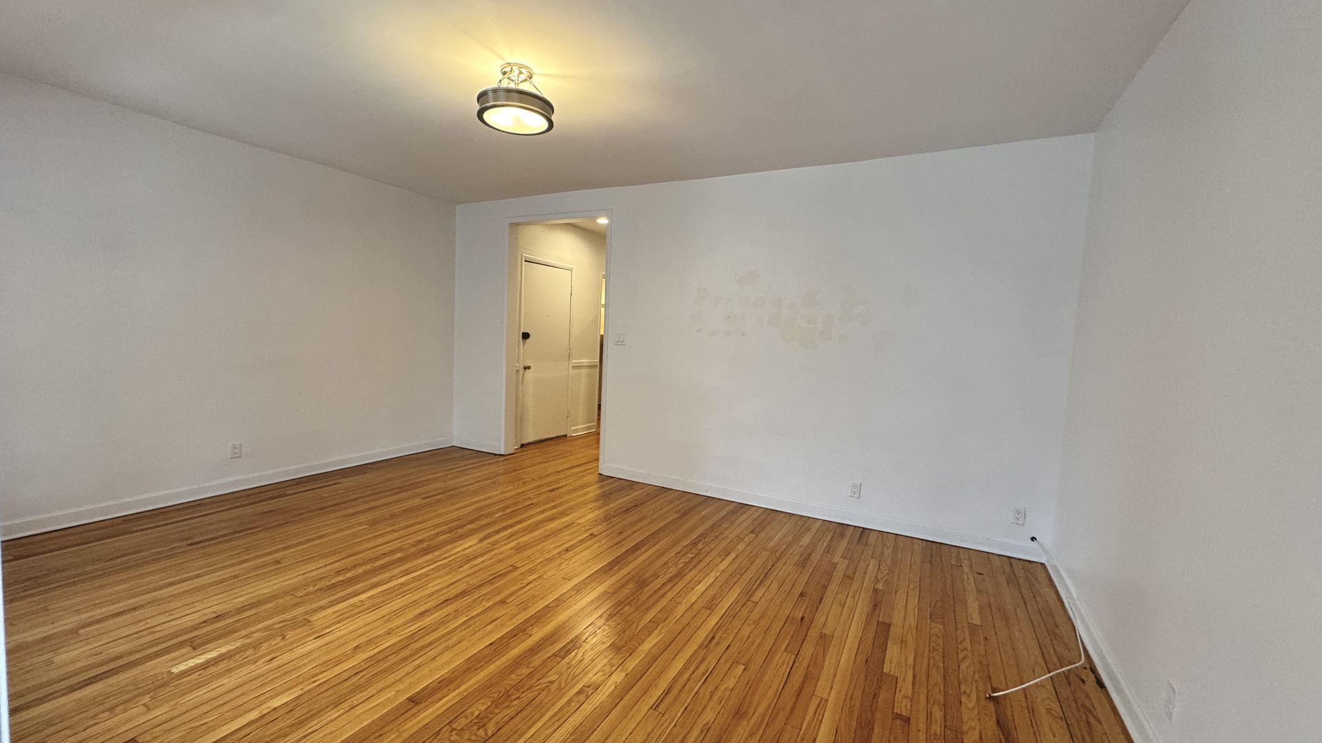 644 W Aldine Avenue Unit: 1