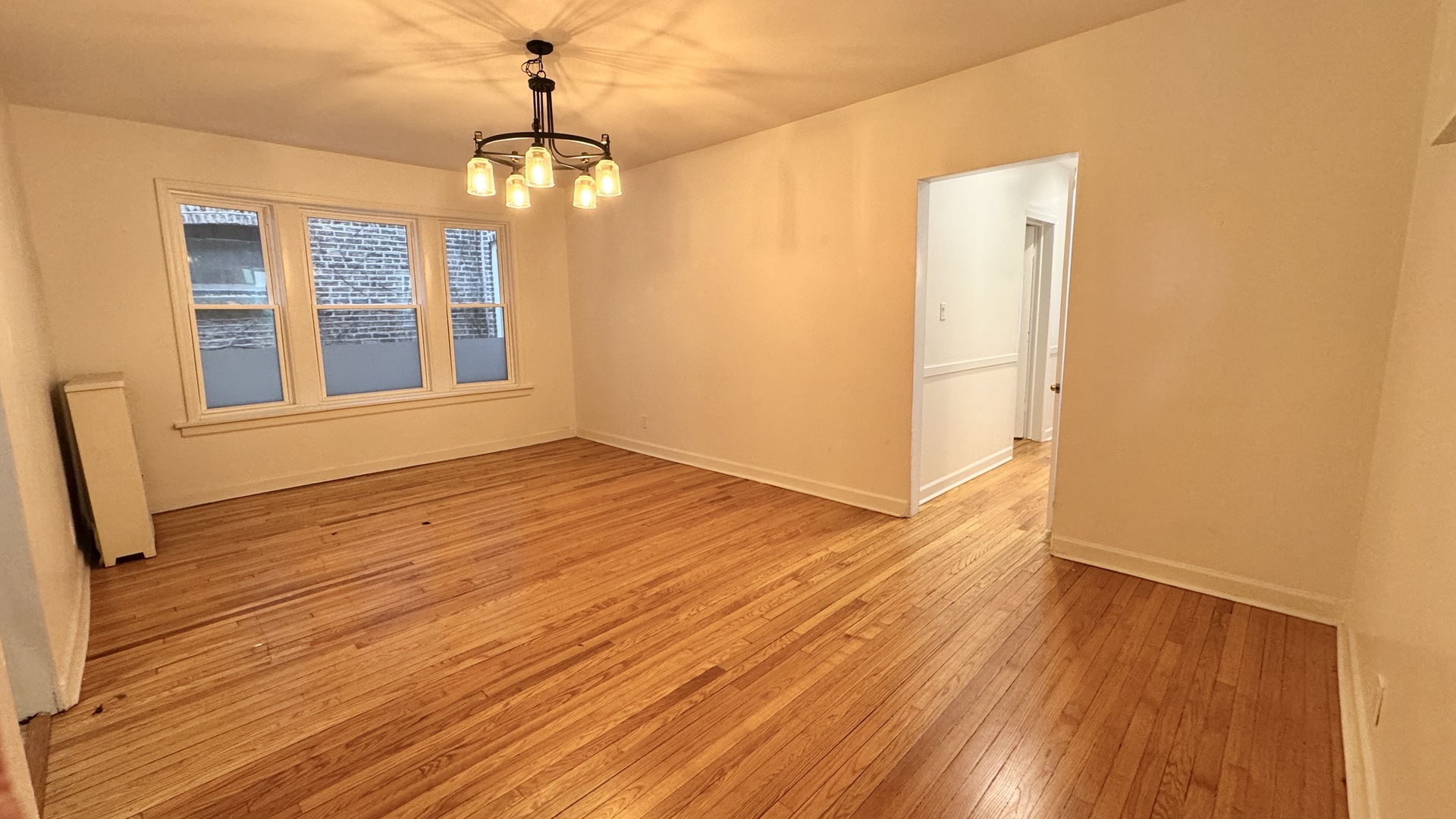 644 W Aldine Avenue Unit: 1