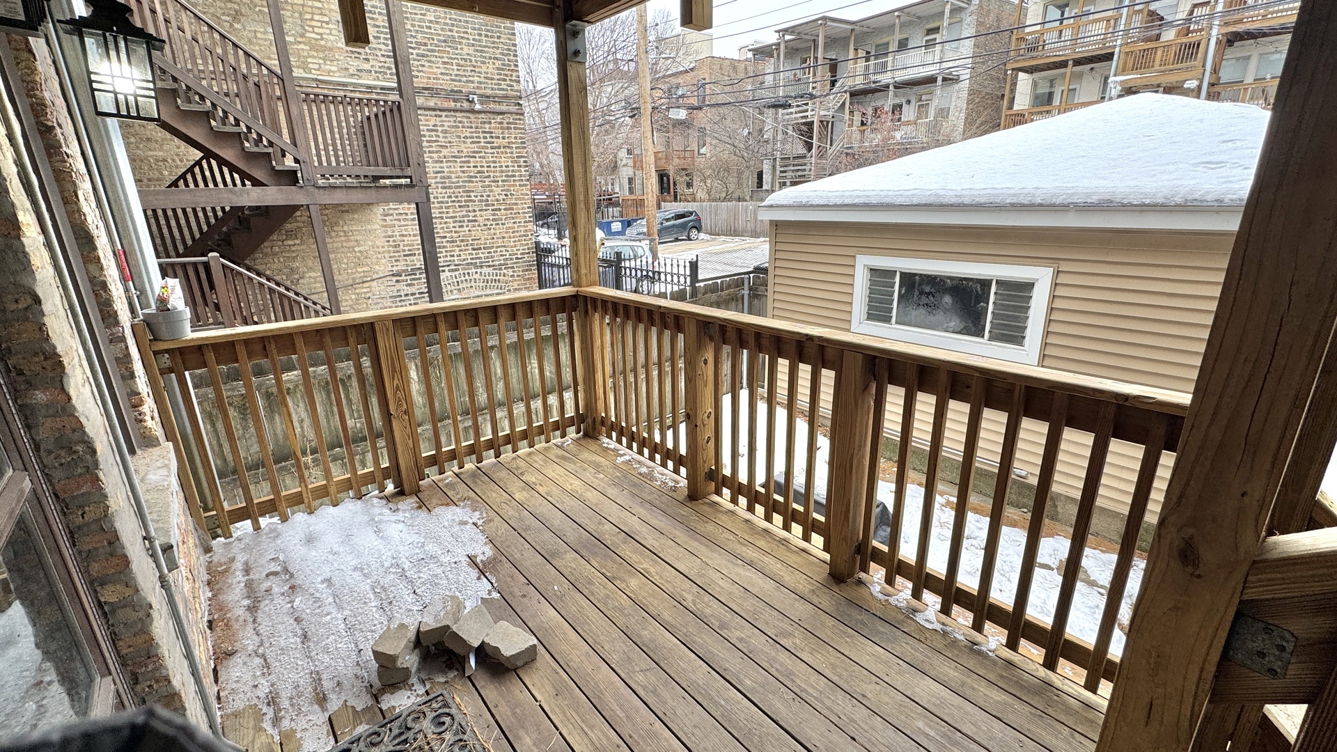 644 W Aldine Avenue Unit: 1