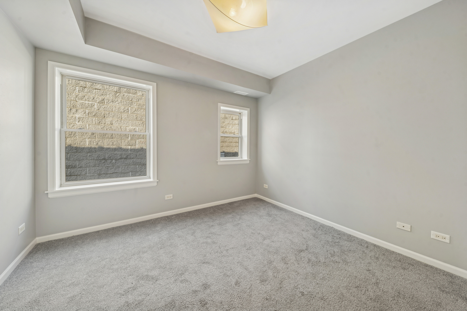 1740 W Foster Avenue Unit: 3F