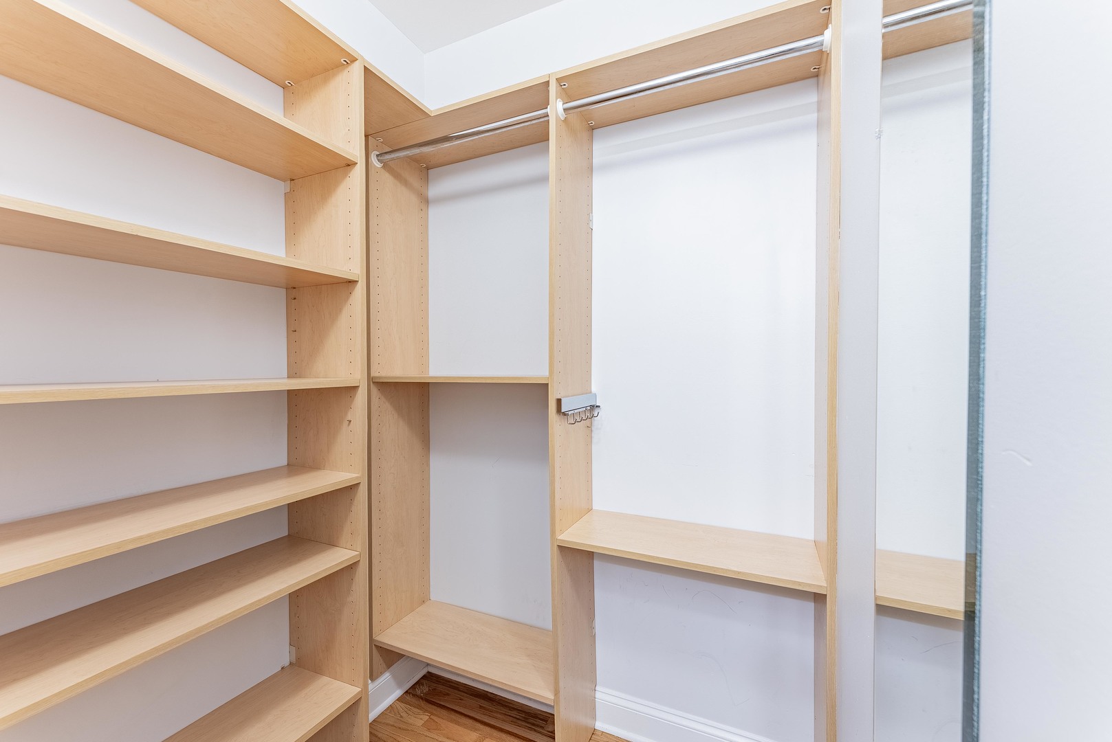 3707 W Altgeld Street Unit: 1