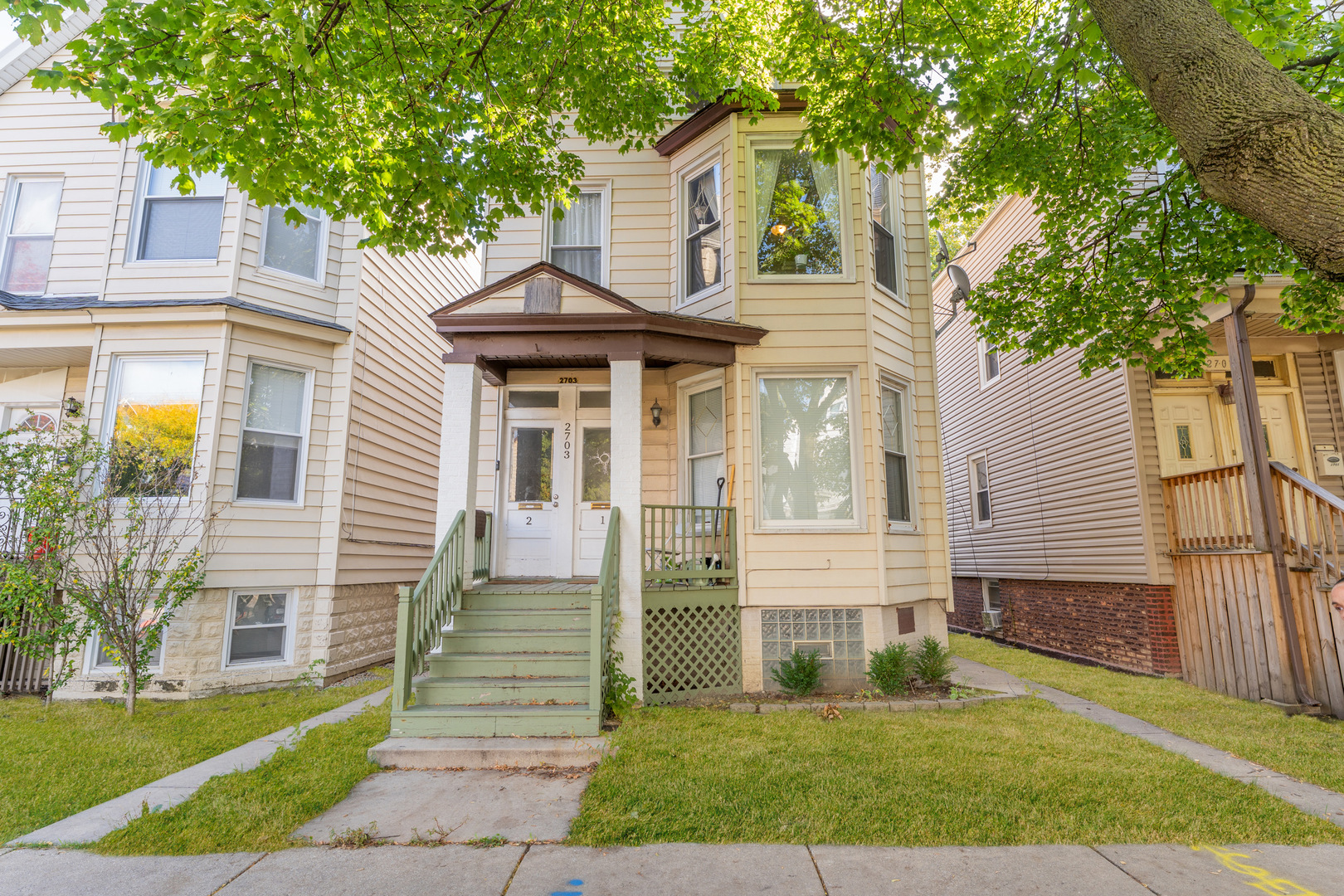 2703 N Ridgeway Avenue Unit: 2