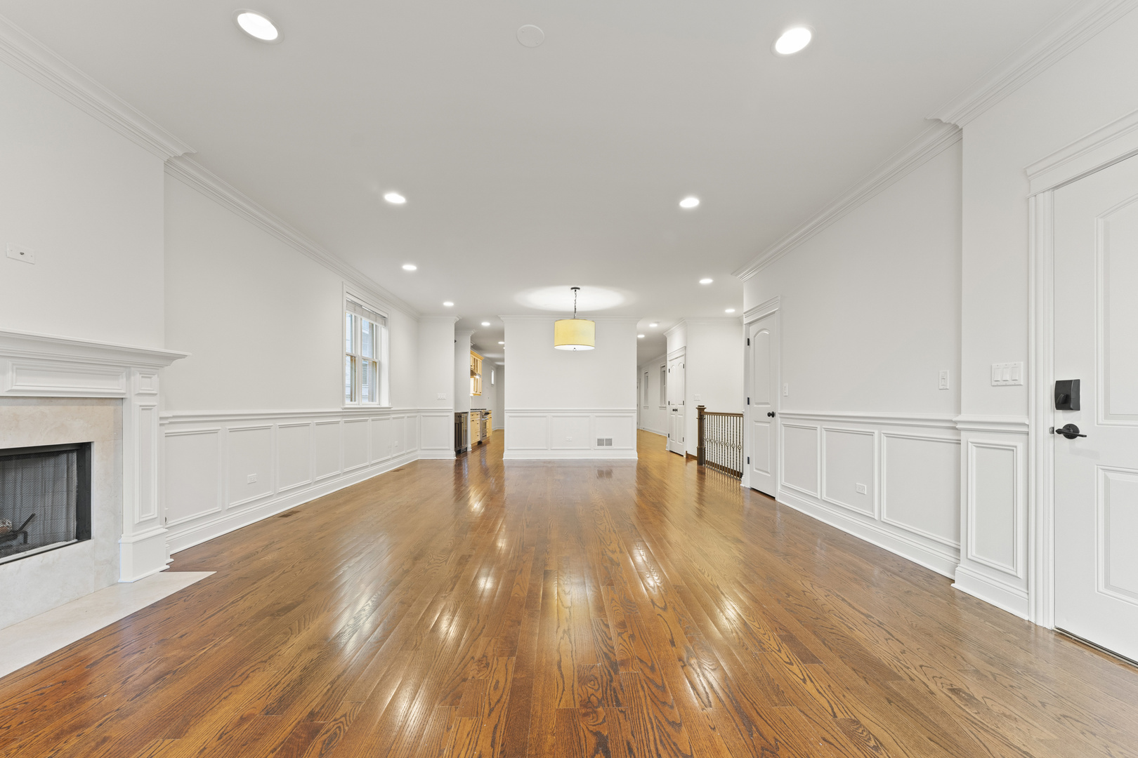 3716 N Kenmore Avenue Unit: 1