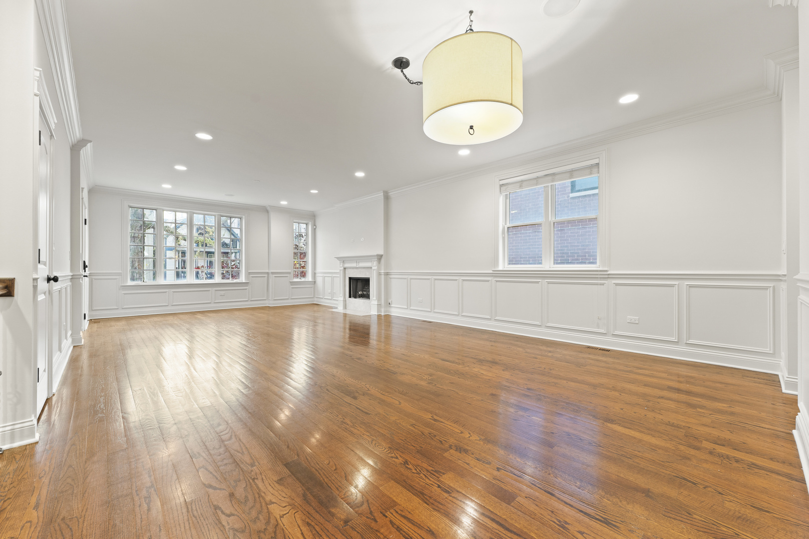 3716 N Kenmore Avenue Unit: 1