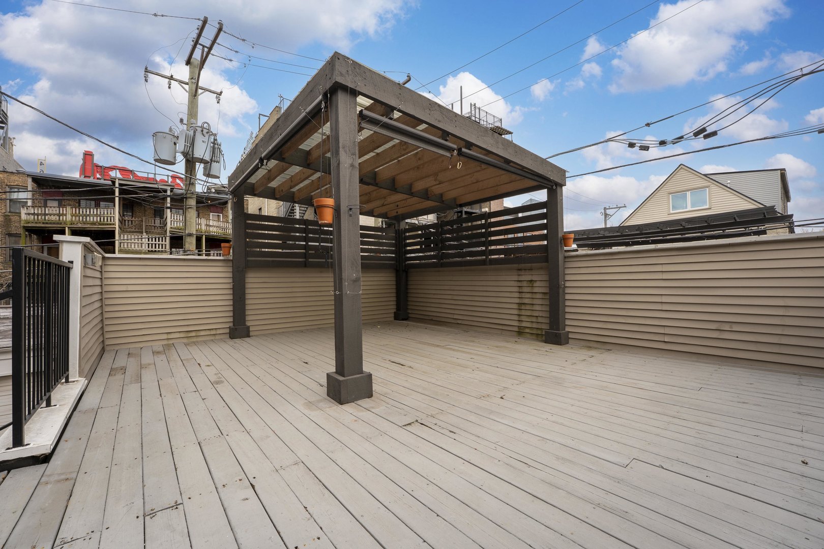 3716 N Kenmore Avenue Unit: 1