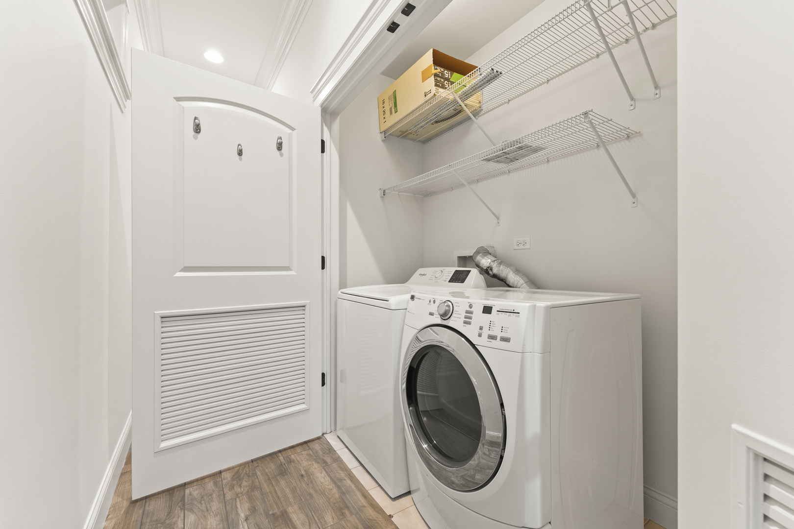 3716 N Kenmore Avenue Unit: 1