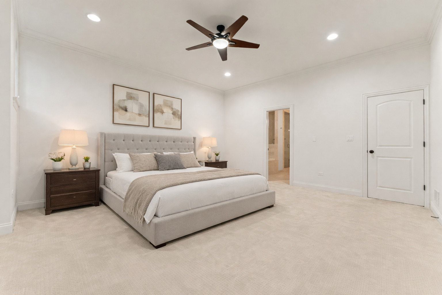 3716 N Kenmore Avenue Unit: 1