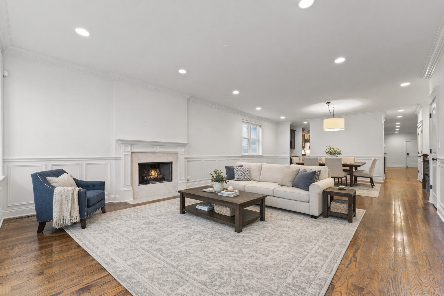 3716 N Kenmore Avenue Unit: 1