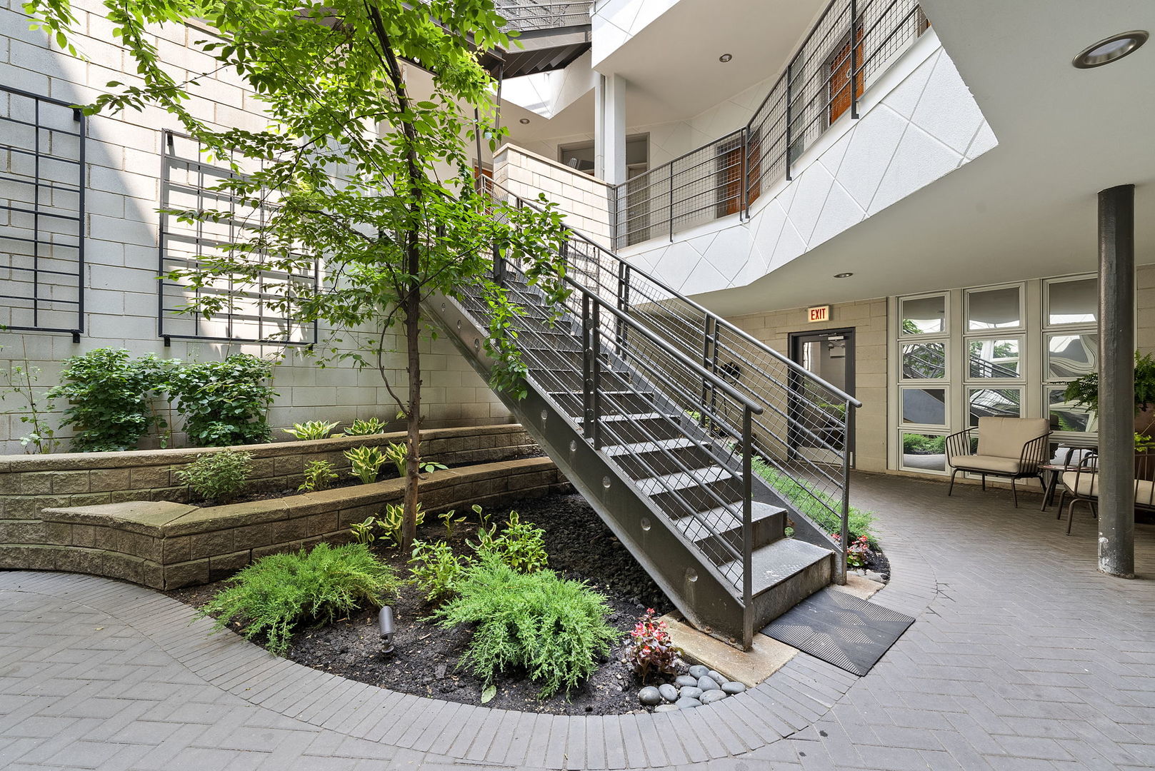 2300 W Armitage Avenue Unit: 5