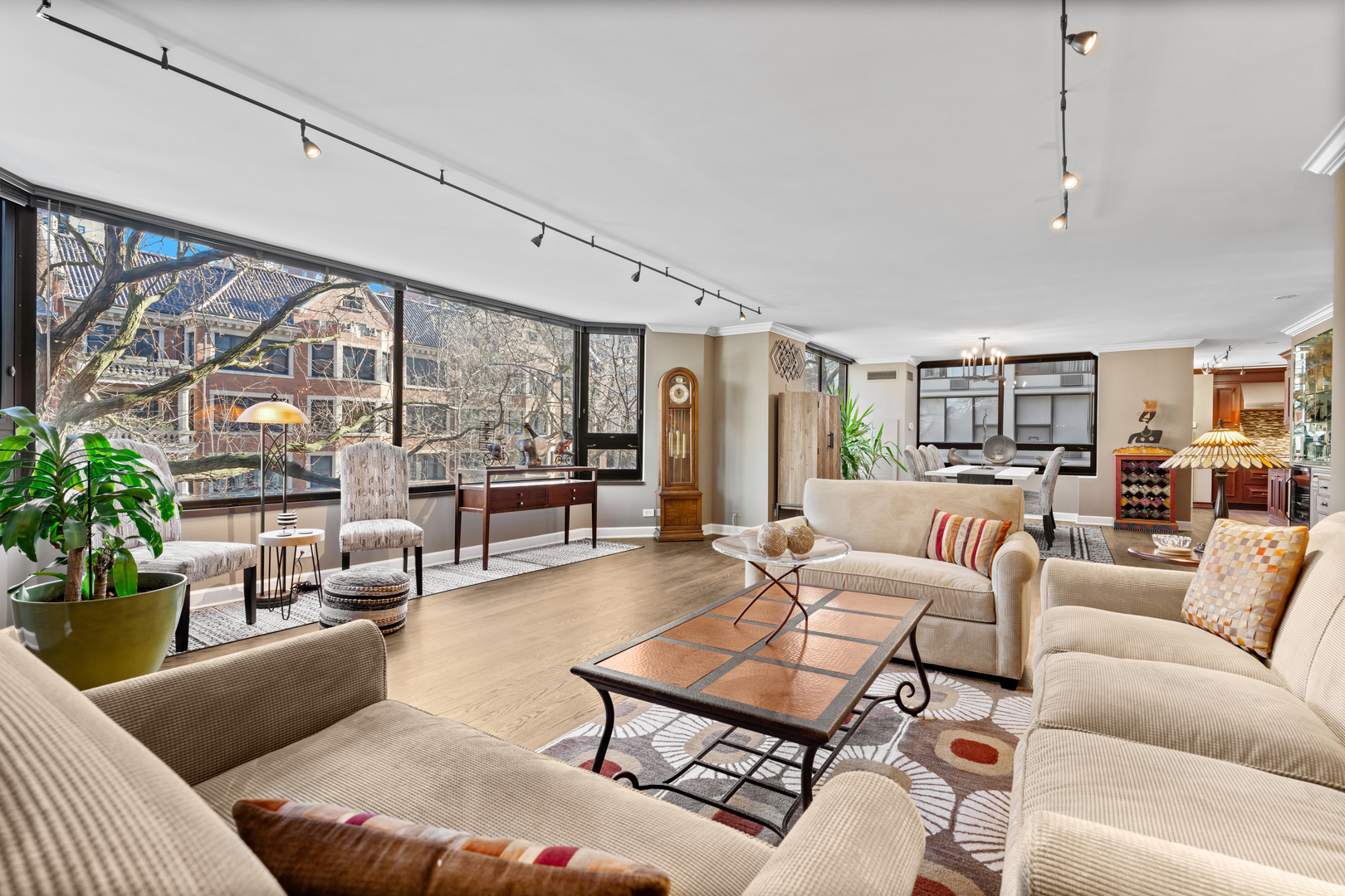 1410 N State Parkway Unit: 3B