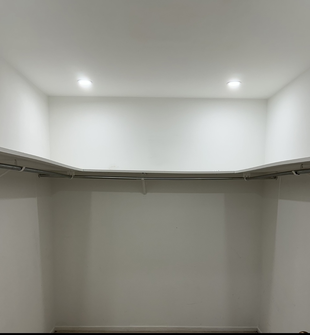 431 S Dearborn Street Unit: 507