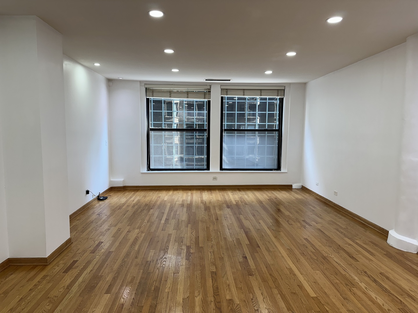 431 S Dearborn Street Unit: 507