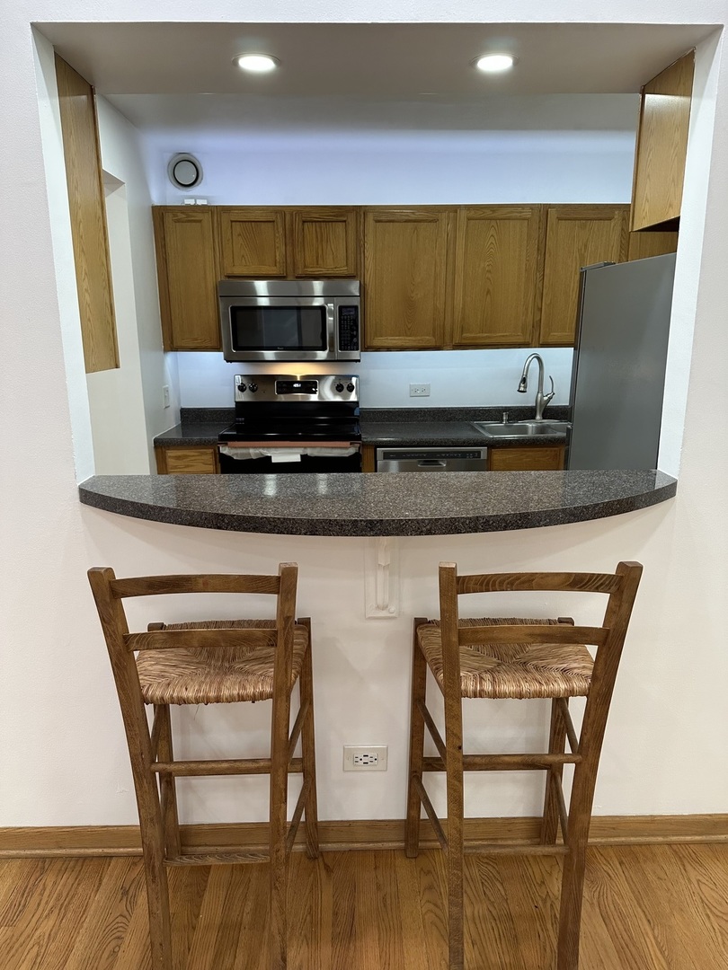 431 S Dearborn Street Unit: 507