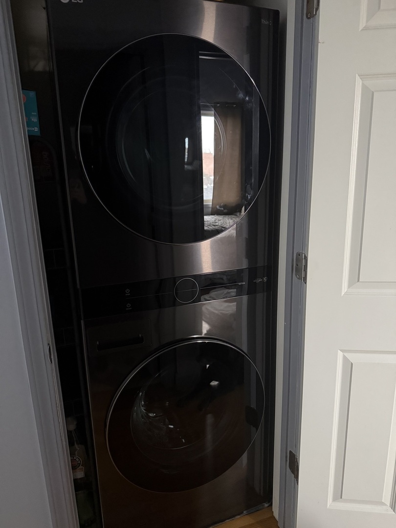 3446 W Bryn Mawr Avenue Unit: 3