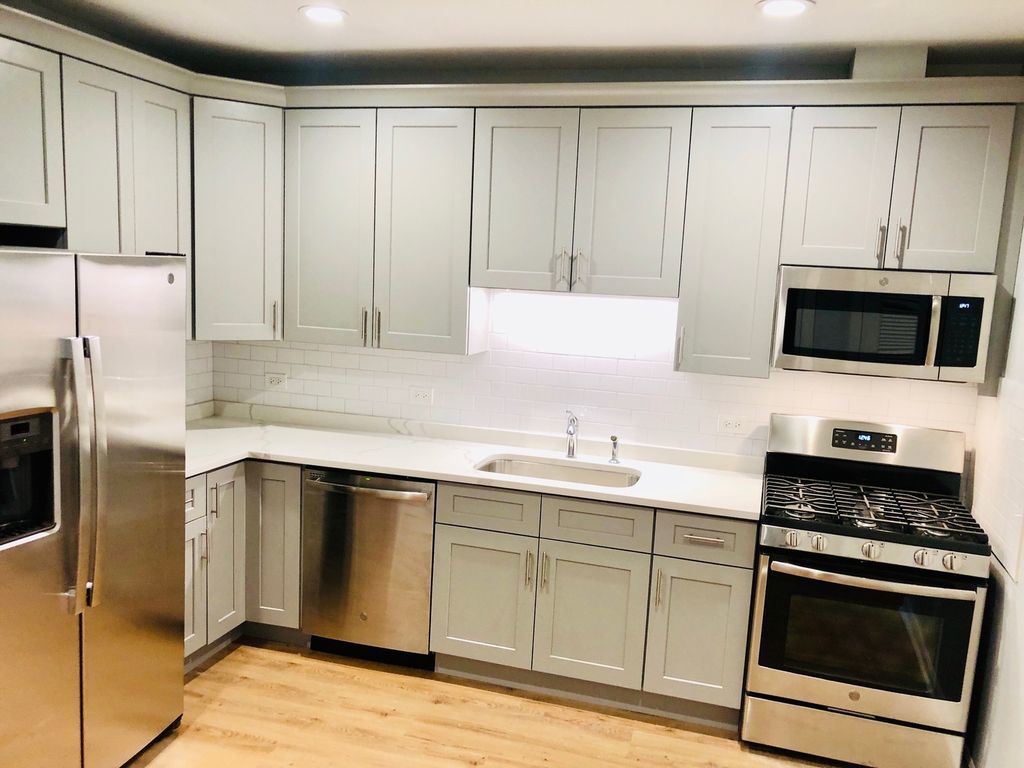 1450 W TAYLOR Street Unit: 2