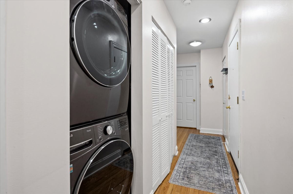 5935 N Magnolia Avenue Unit: 1