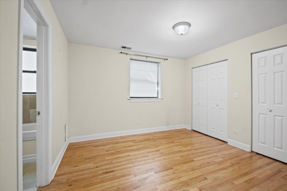 5935 N Magnolia Avenue Unit: 1