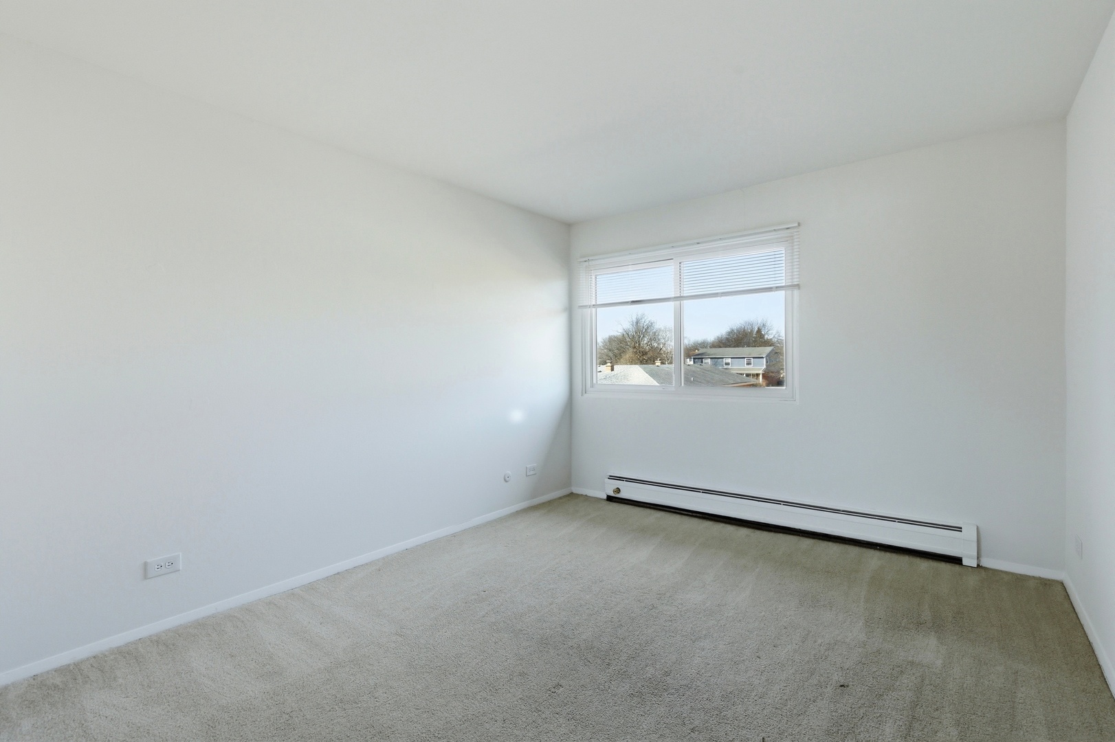 2620 N Windsor Drive Unit: 204