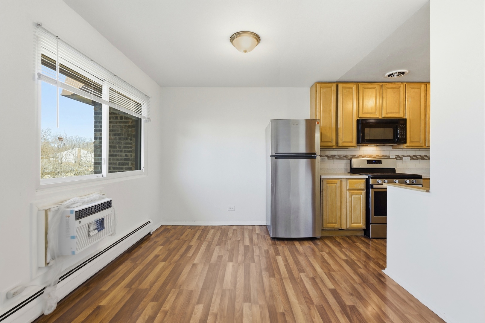 2620 N Windsor Drive Unit: 204