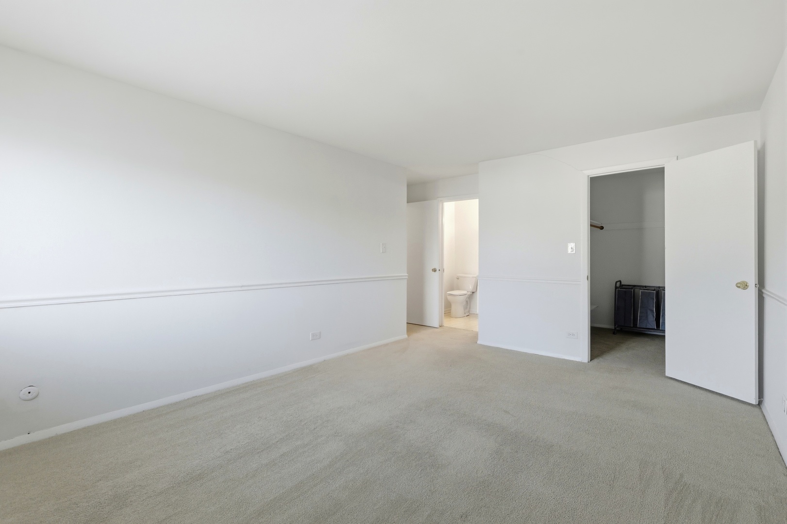 2620 N Windsor Drive Unit: 204